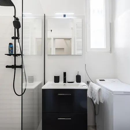 Dorsett Heights Budapest